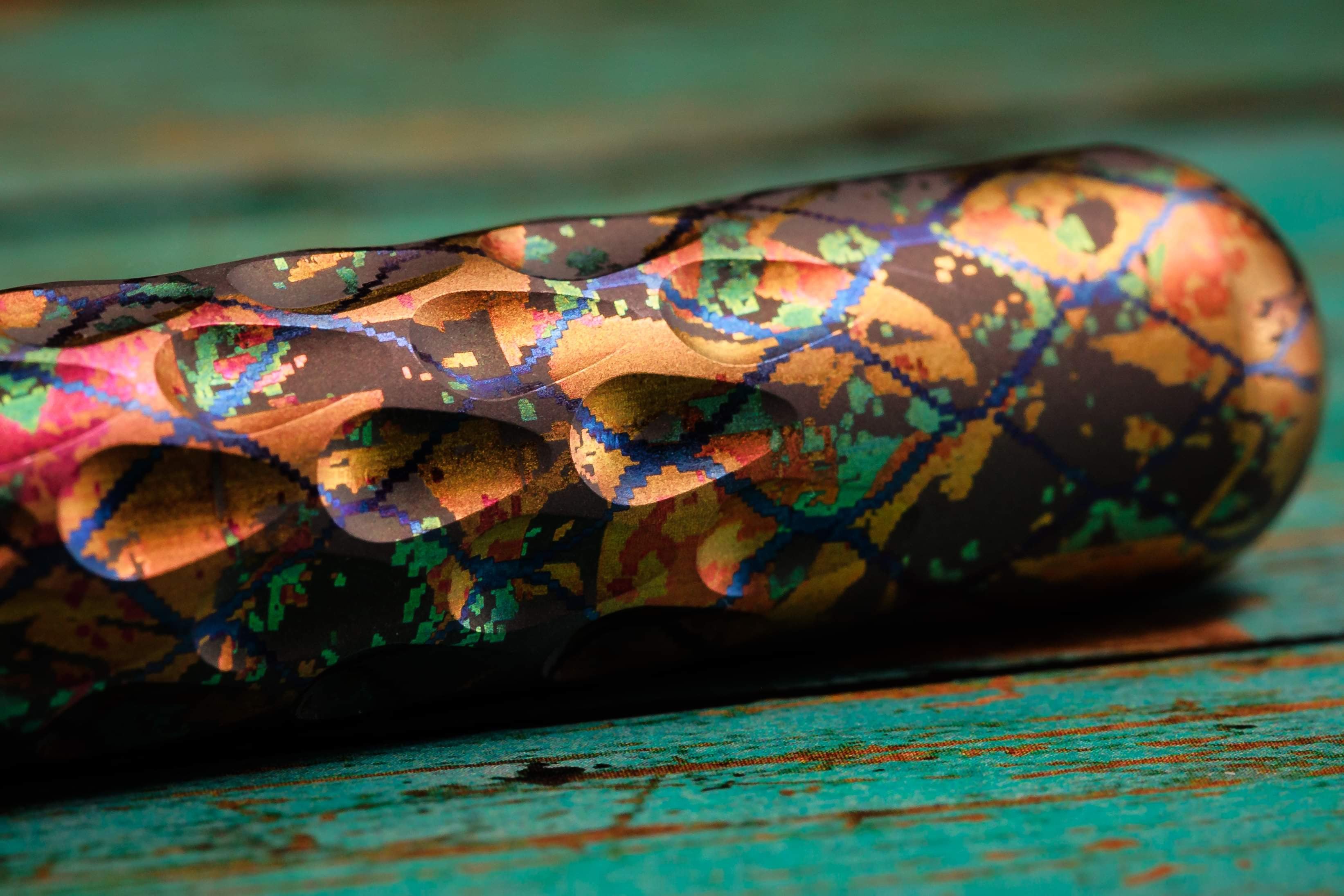 Signator Titanium Permanent Marker / Vault by Maratac® - Chaotic Aurora Pattern