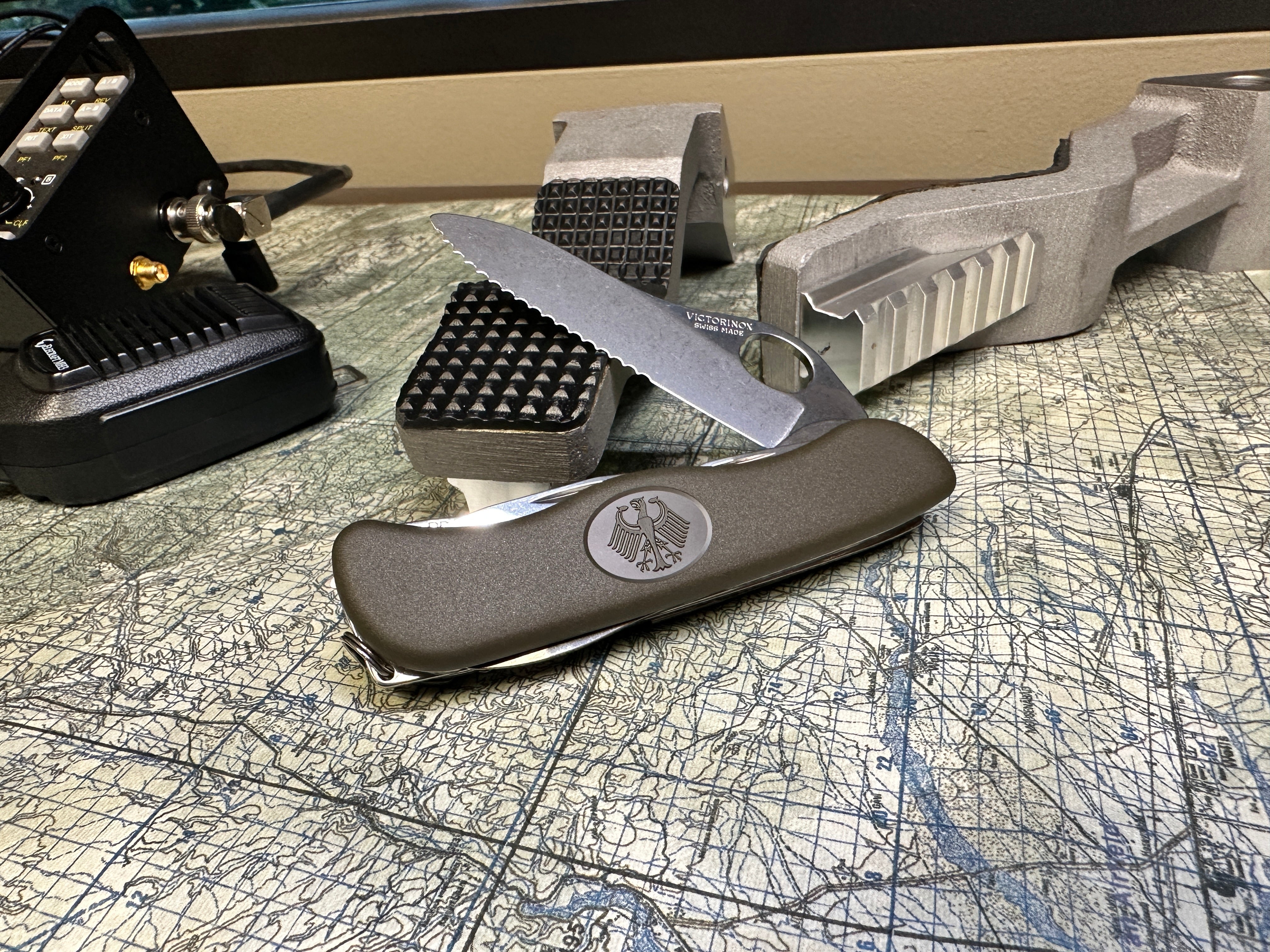 NATO / GOV - Victorinox German Military Issue Pocket Knife