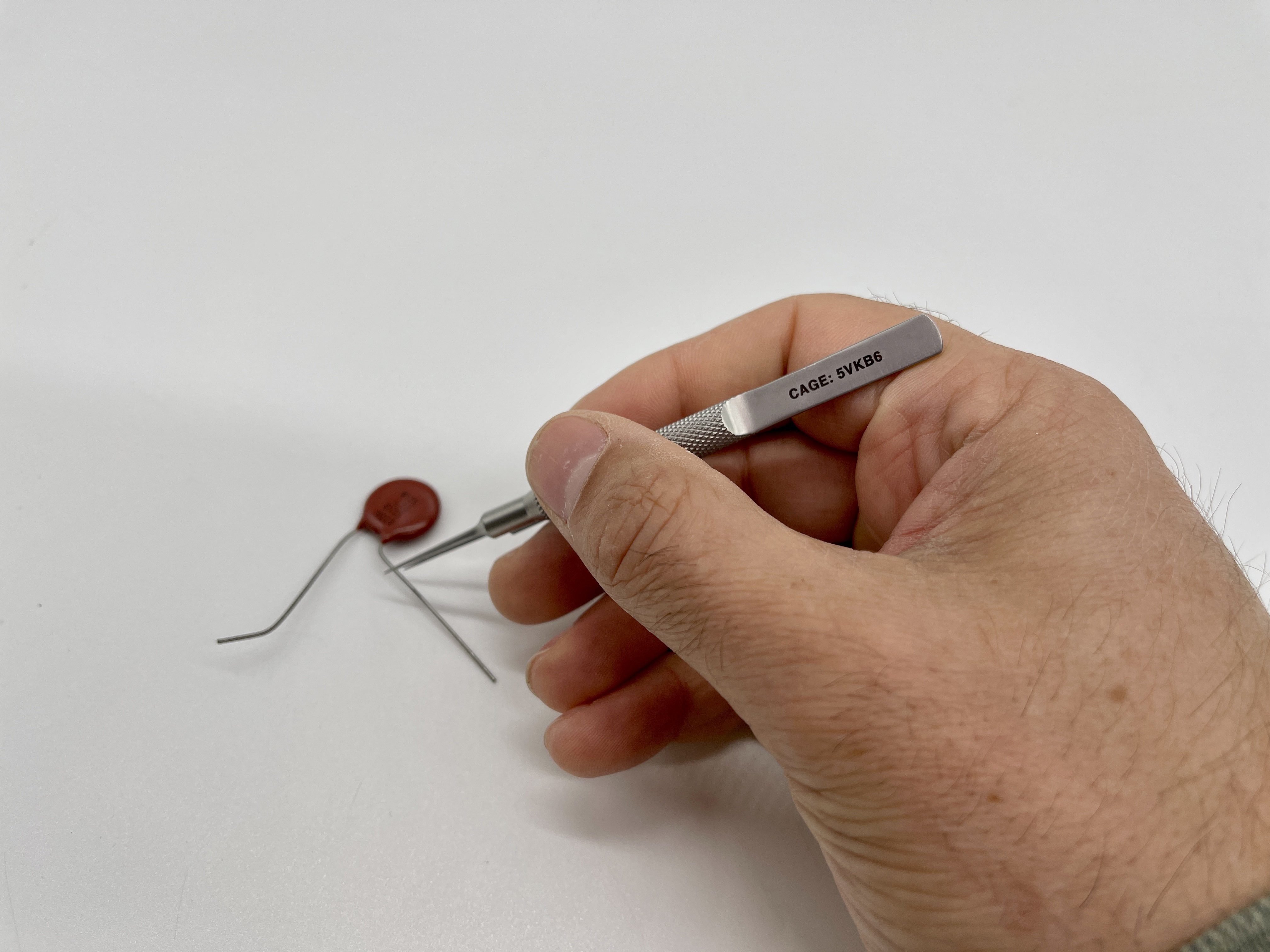 Watch Makers - Ultra Fine Tip Tweezers By Maratac®