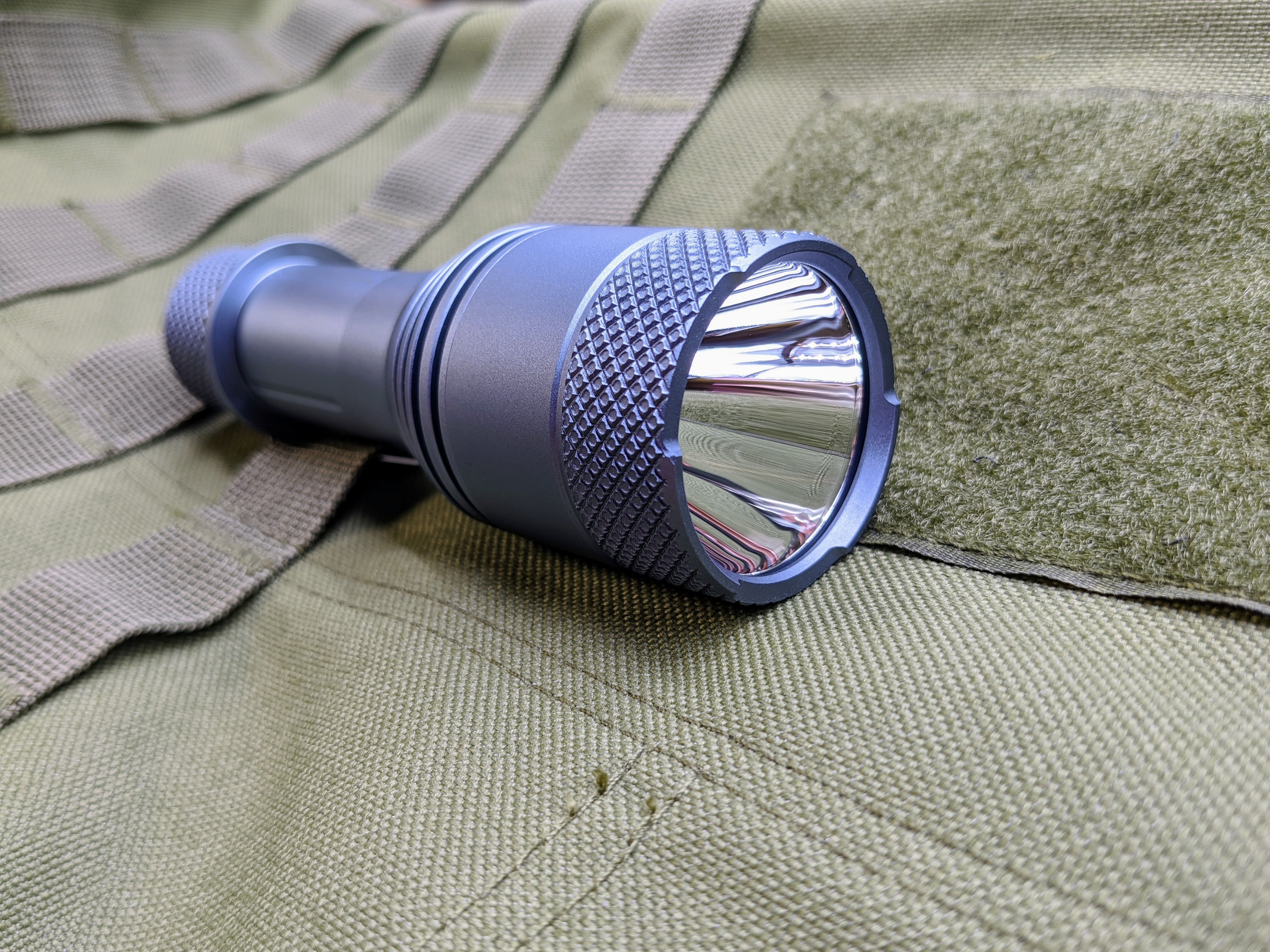 Rebel Throw 21700 Kit LED Flashlight by Maratac®