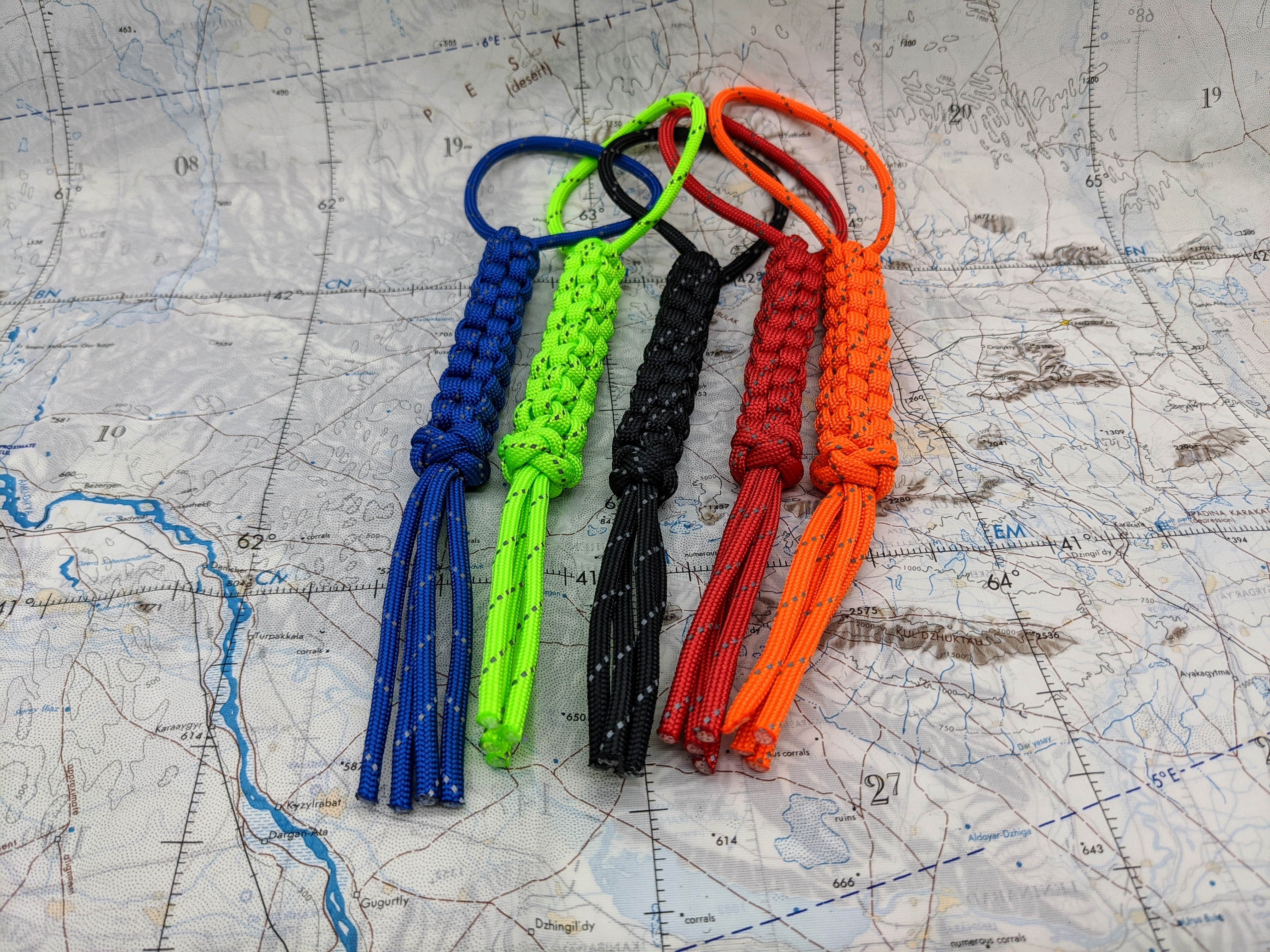 Reflective 550 Paracord Square Knot Lanyard ( 5 Pack )