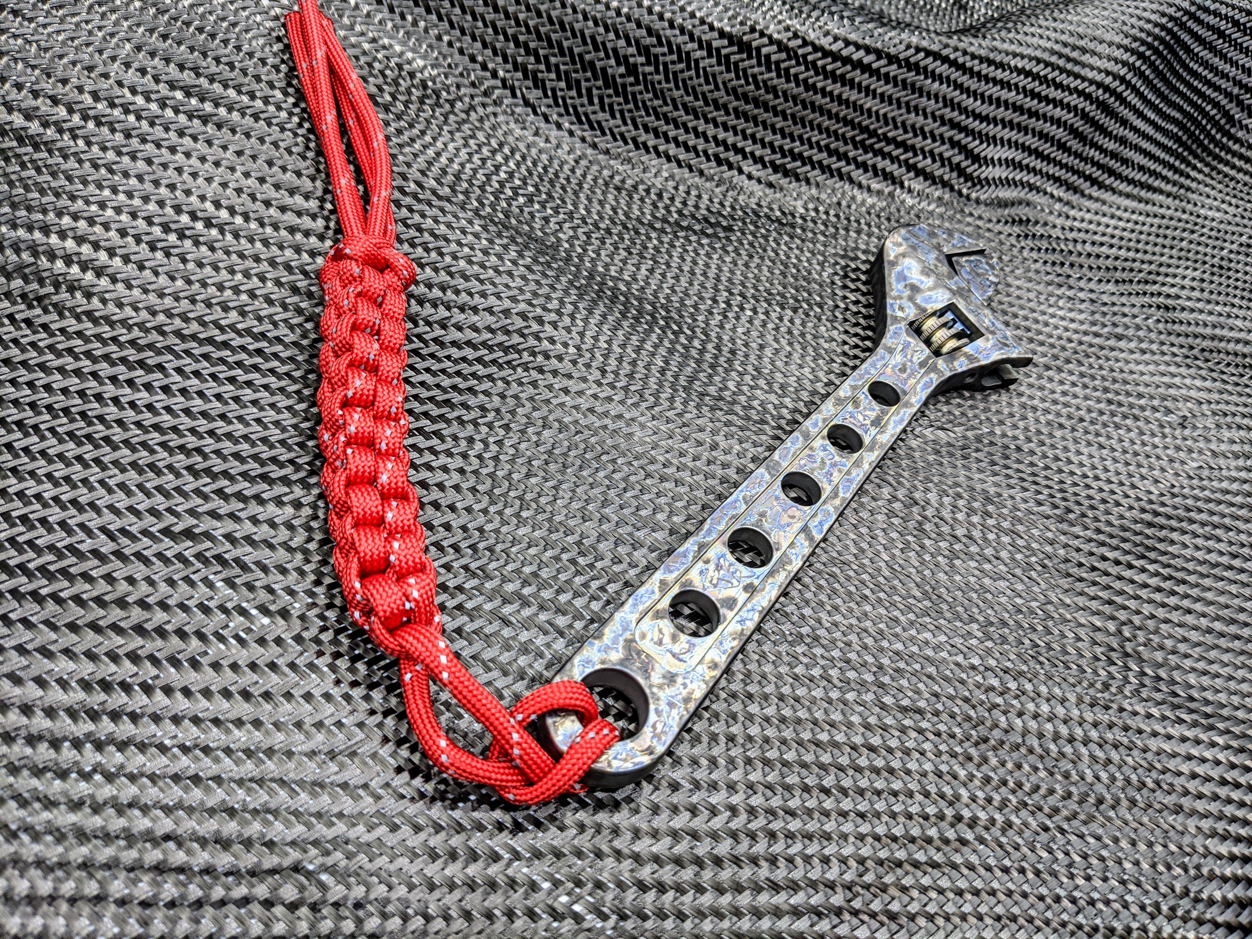 Reflective 550 Paracord Square Knot Lanyard ( 5 Pack )