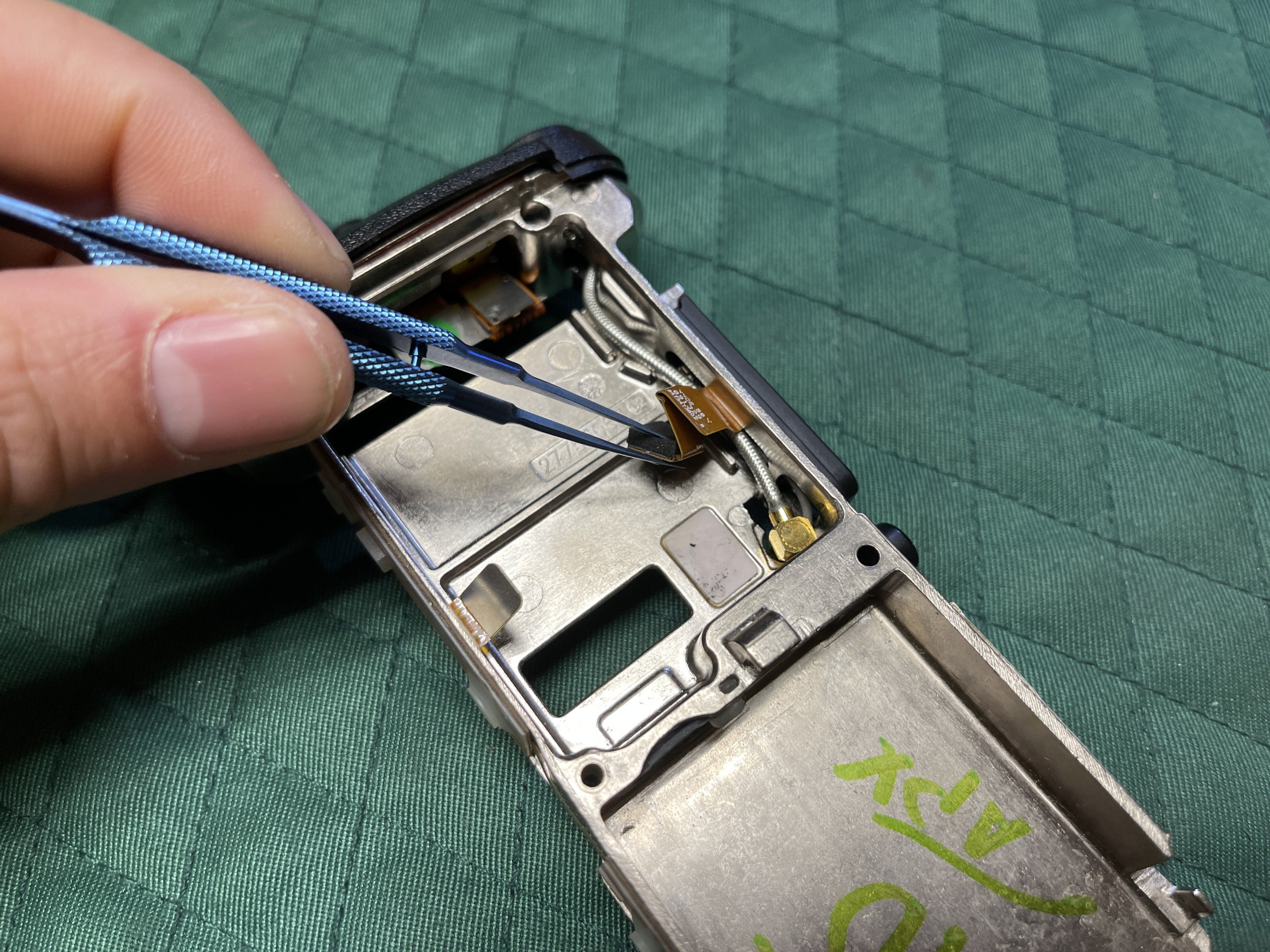 Watch Makers - Ultra Fine Tip Tweezers By Maratac®