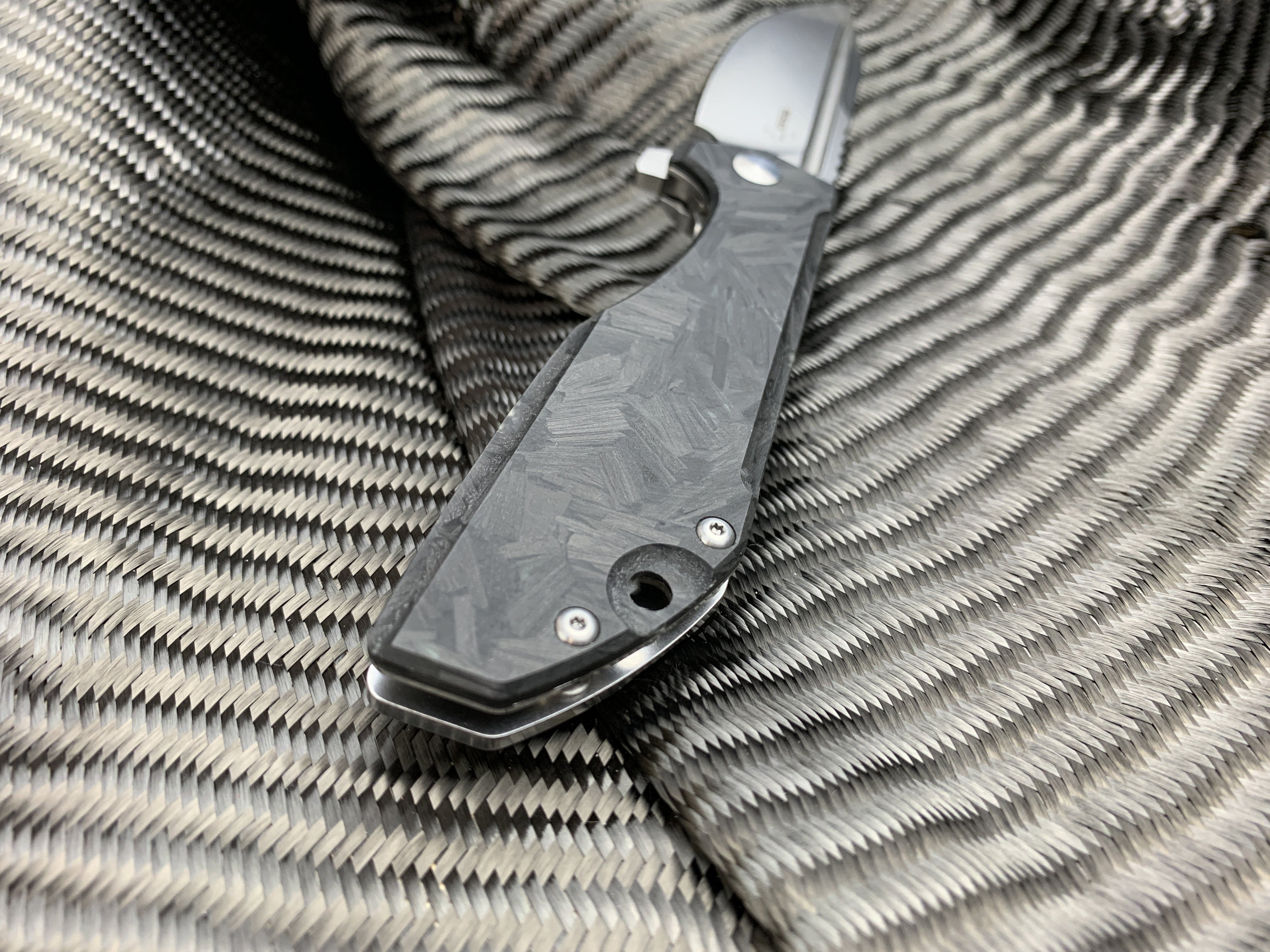 Glow - Boker Stout Commander -  Shredded Carbon Fiber Knife