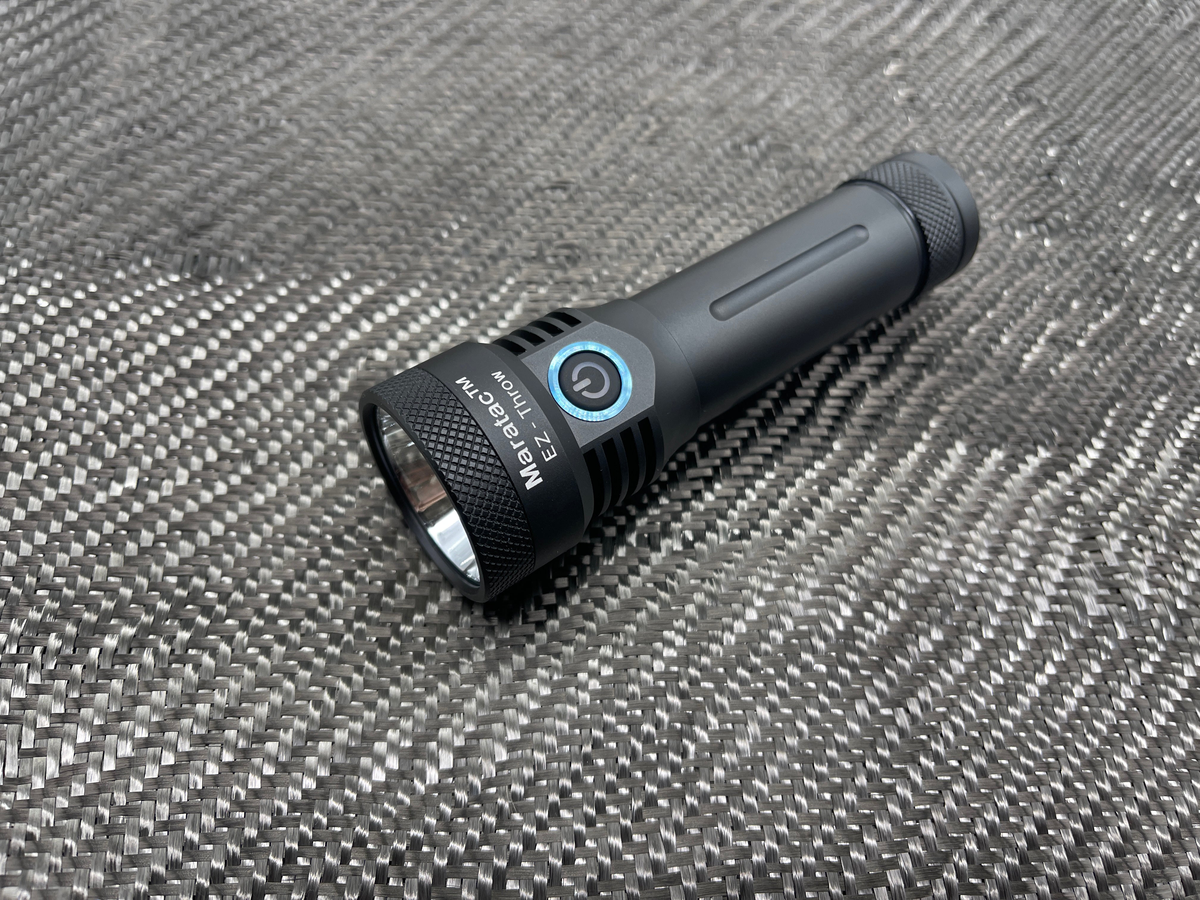 EZ - Throw 18650 / 21700 Flashlight by Maratac® ( + Built In Charger )