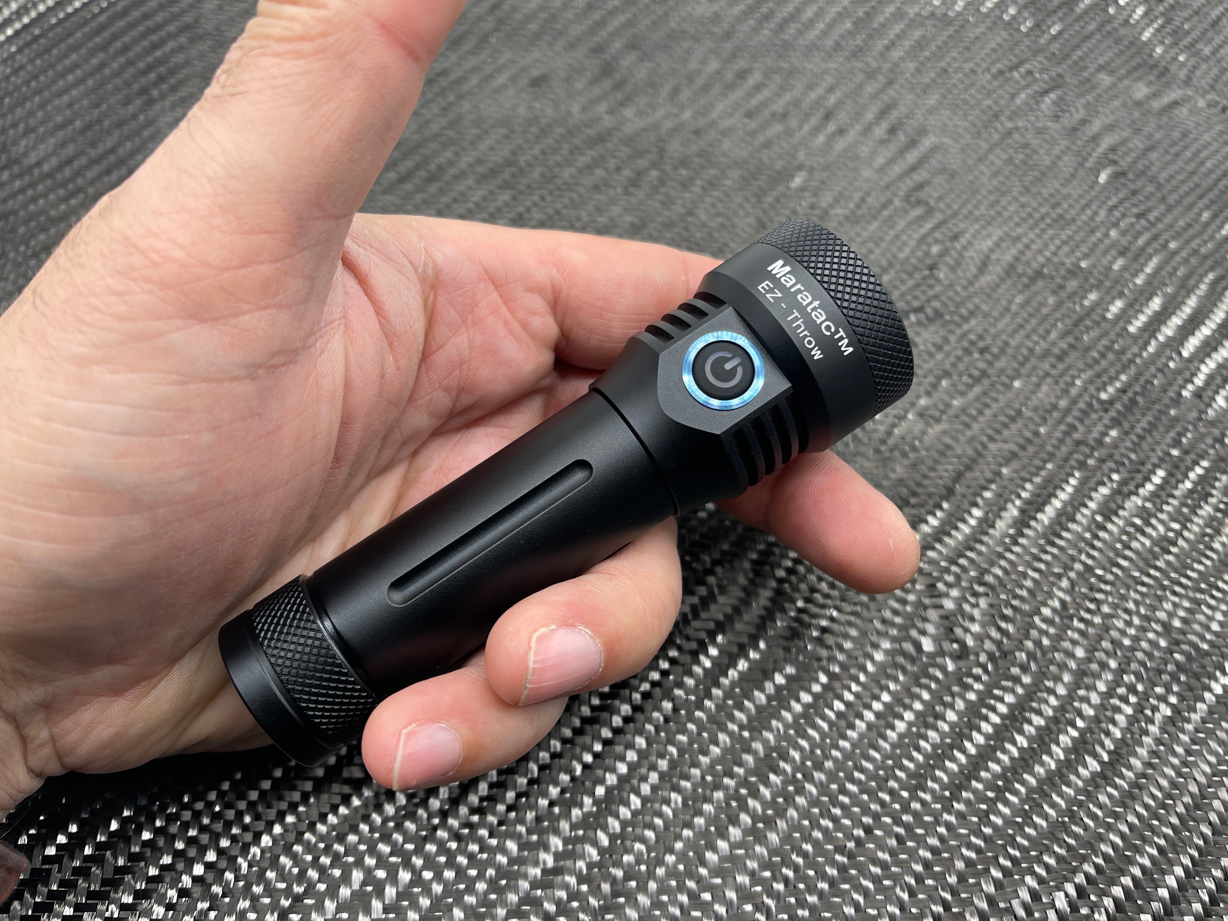 EZ - Throw 18650 / 21700 Flashlight by Maratac® ( + Built In Charger )