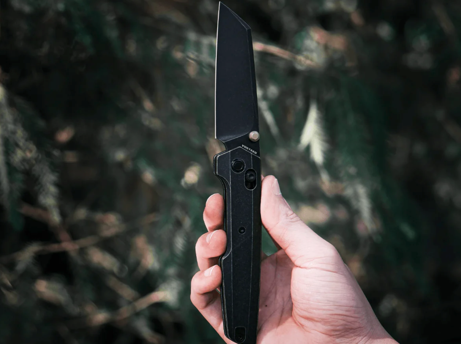 VOSTEED - Dachshund - Ultra Premium Crossbar Lock (3.25" BLK Stonewash M390 Blade & Titanium Handle)